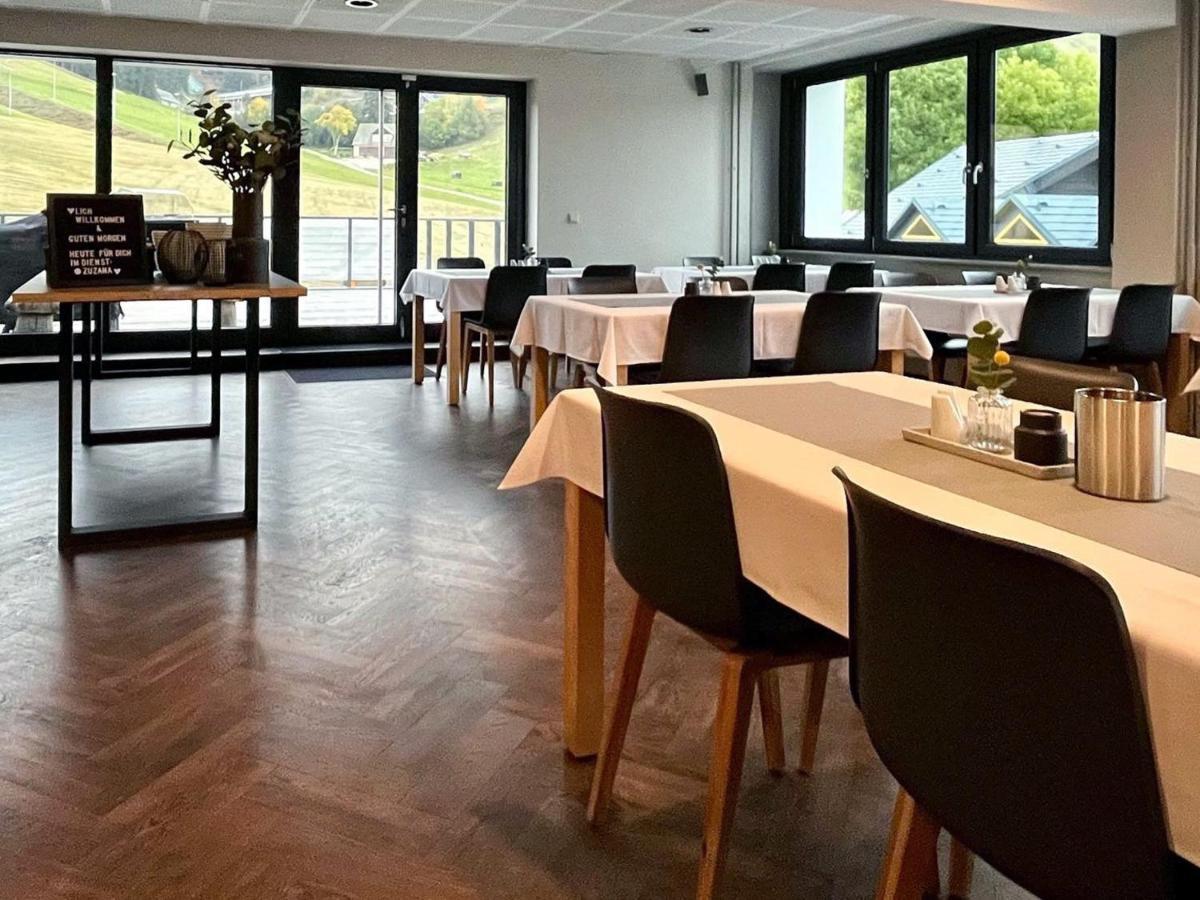 K1 Sporthotel - Bike & Ski Inklusive Hotel Oberwiesenthal Ngoại thất bức ảnh