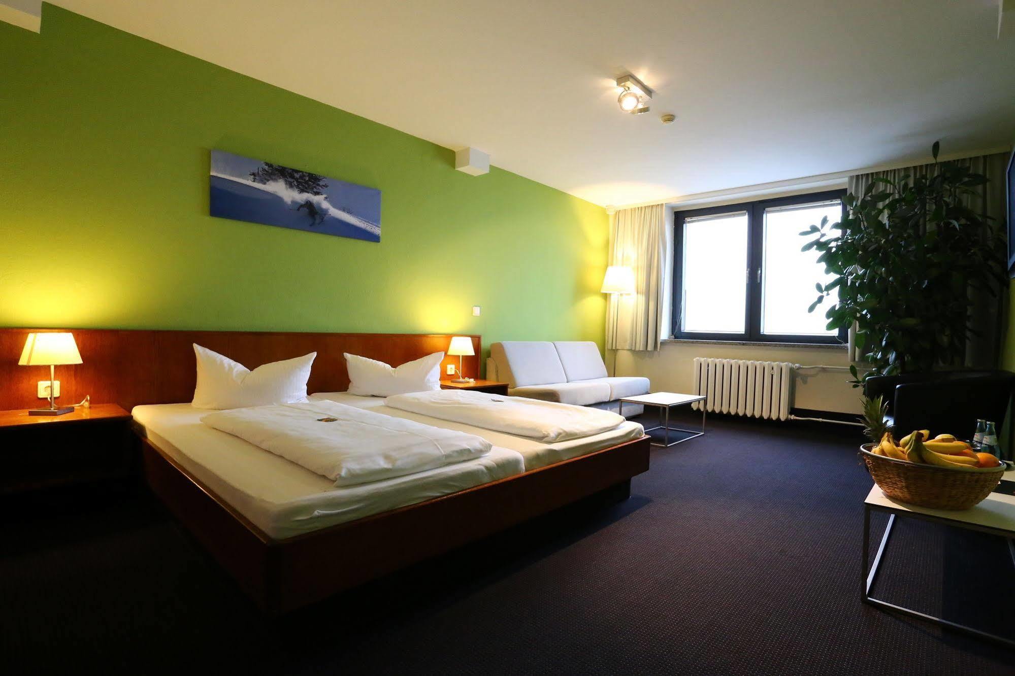 K1 Sporthotel - Bike & Ski Inklusive Hotel Oberwiesenthal Ngoại thất bức ảnh